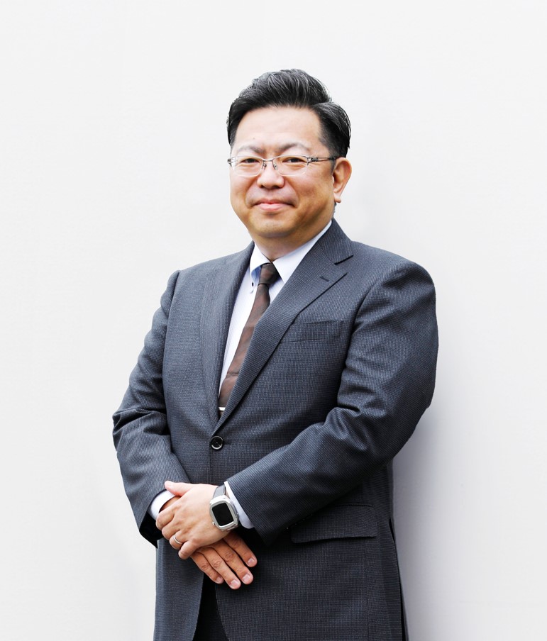 井上 勝史 氏の顔写真